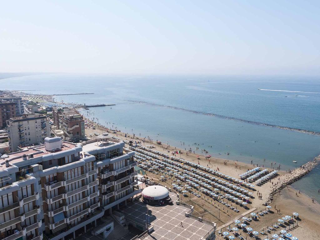 La Casa Degli Artisti 1 Hotel Nettuno Ngoại thất bức ảnh